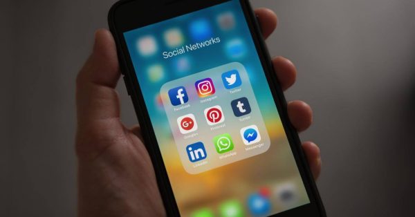 apple-applications-apps-607812